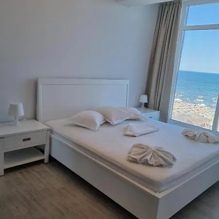 Apartment Hampton 4 By Alz Năvodari