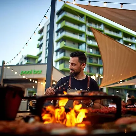 Hampton 4 By Alz * Năvodari